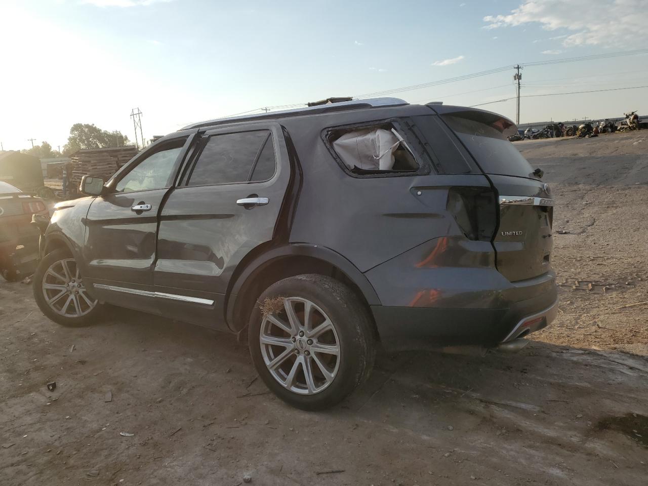 2016 FORD EXPLORER LIMITED photo 2