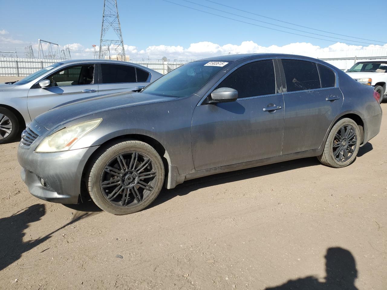 2011 INFINITI G37