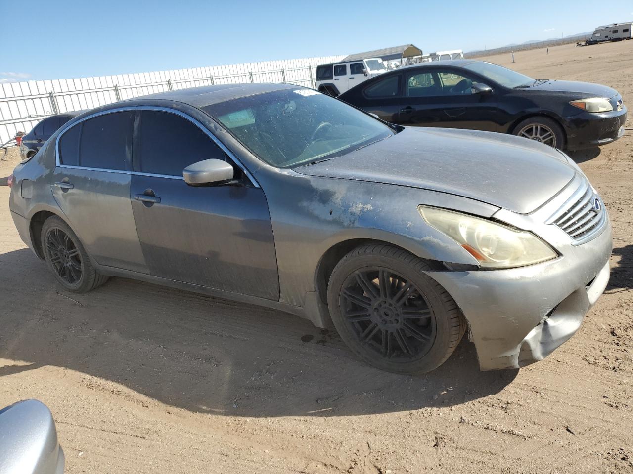 2011 INFINITI G37 photo 7