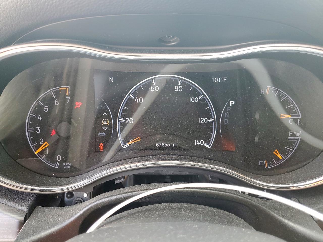 2022 JEEP GRAND CHEROKEE LAREDO E photo 25