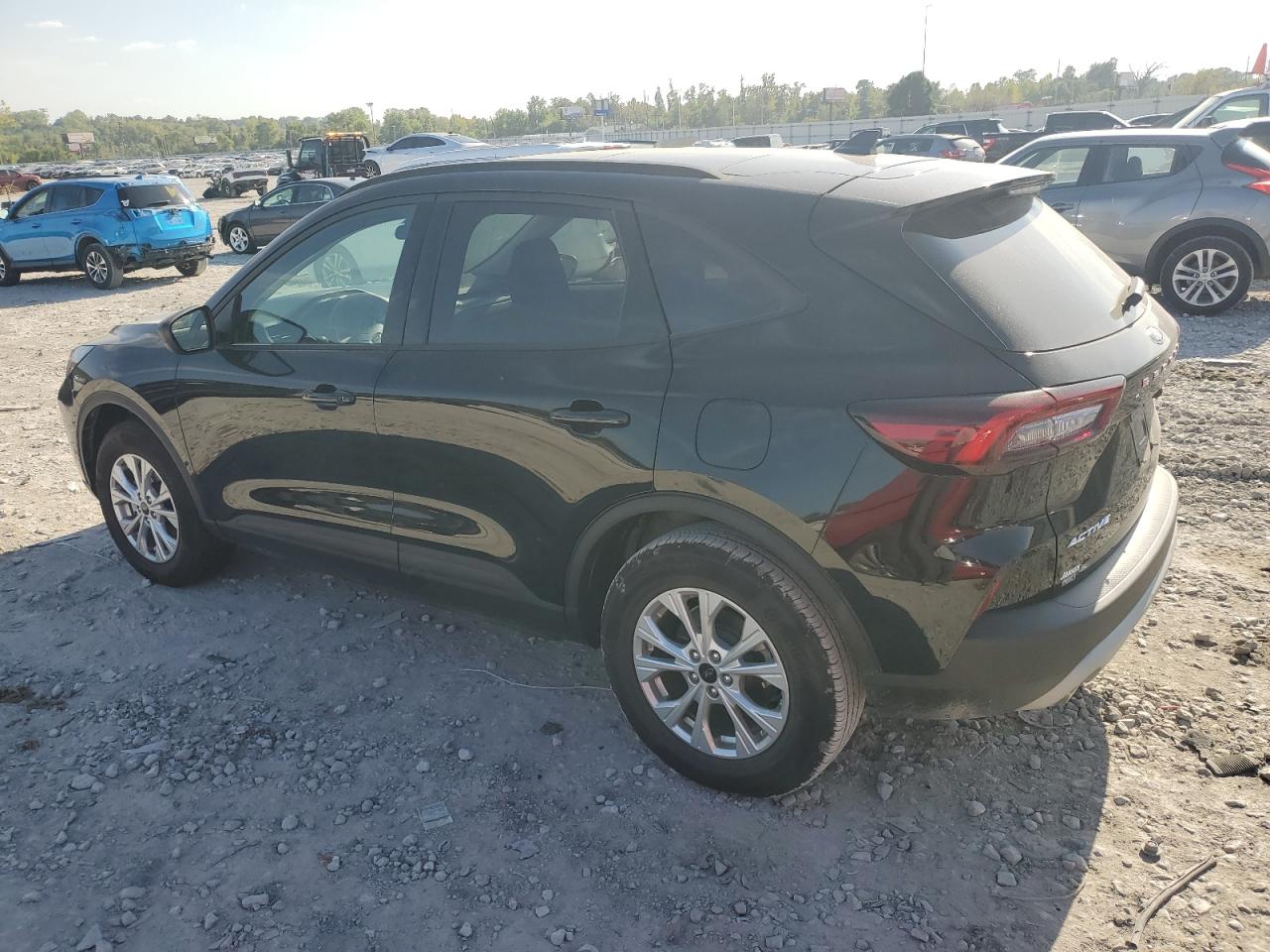 2025 FORD ESCAPE ACTIVE photo 2