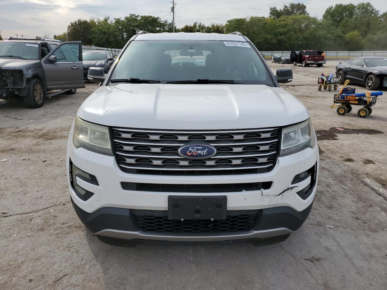 2016 FORD EXPLORER XLT photo 13