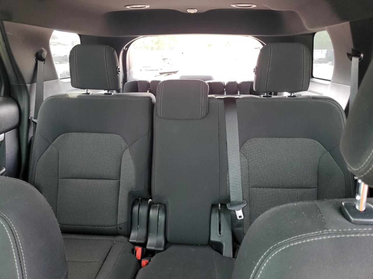 2016 FORD EXPLORER XLT photo 28