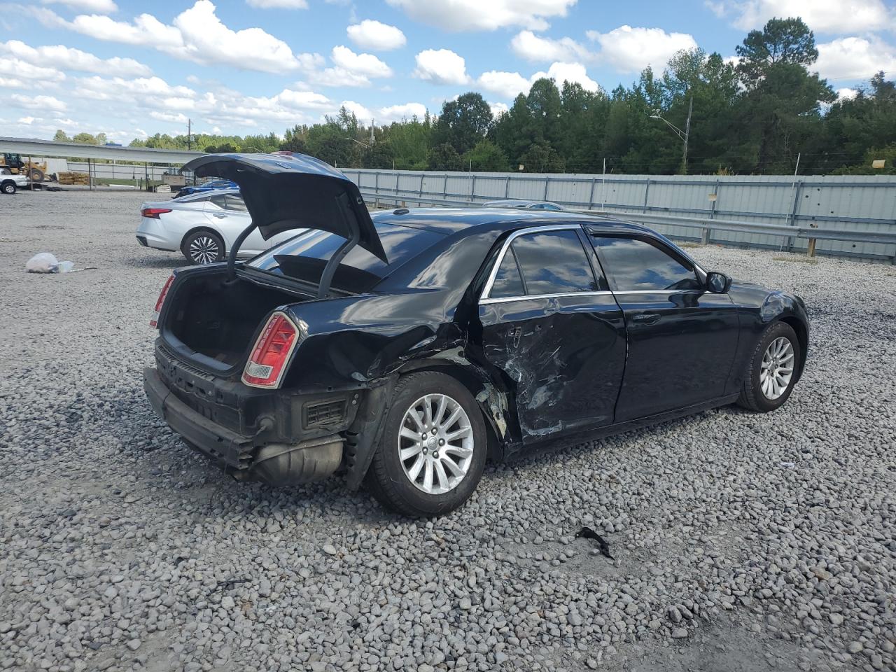 2014 CHRYSLER 300 photo 5
