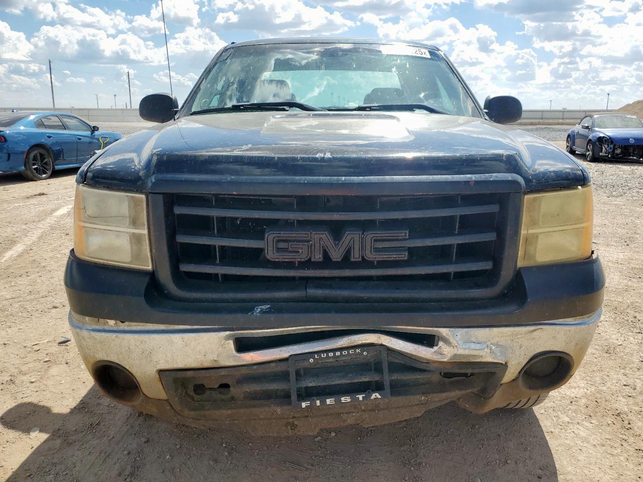 2011 GMC SIERRA photo 5