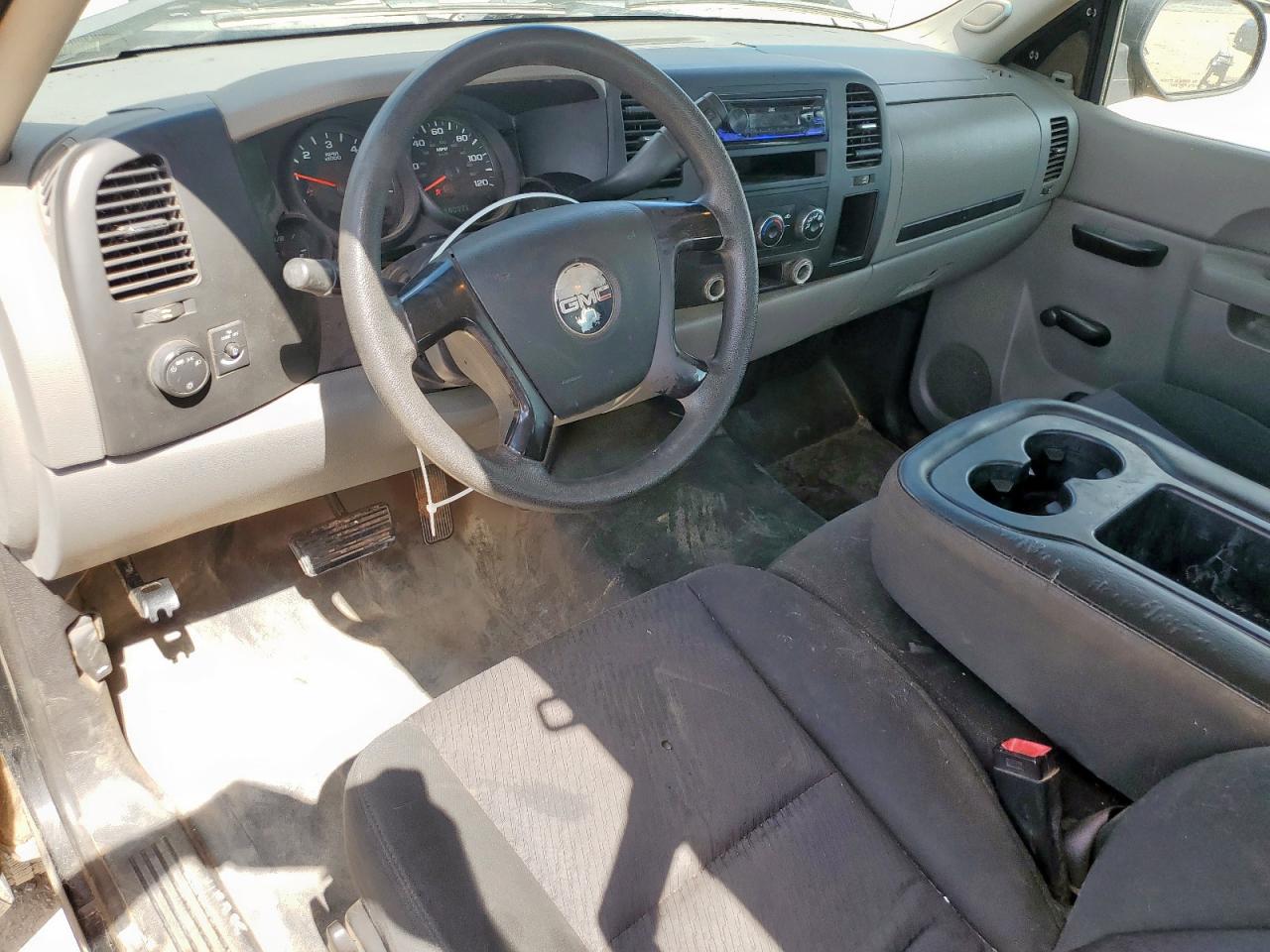 2011 GMC SIERRA photo 8