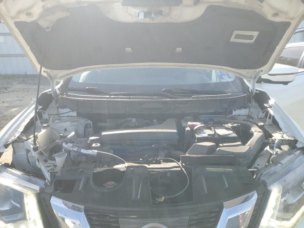2017 NISSAN ROGUE SV photo 12