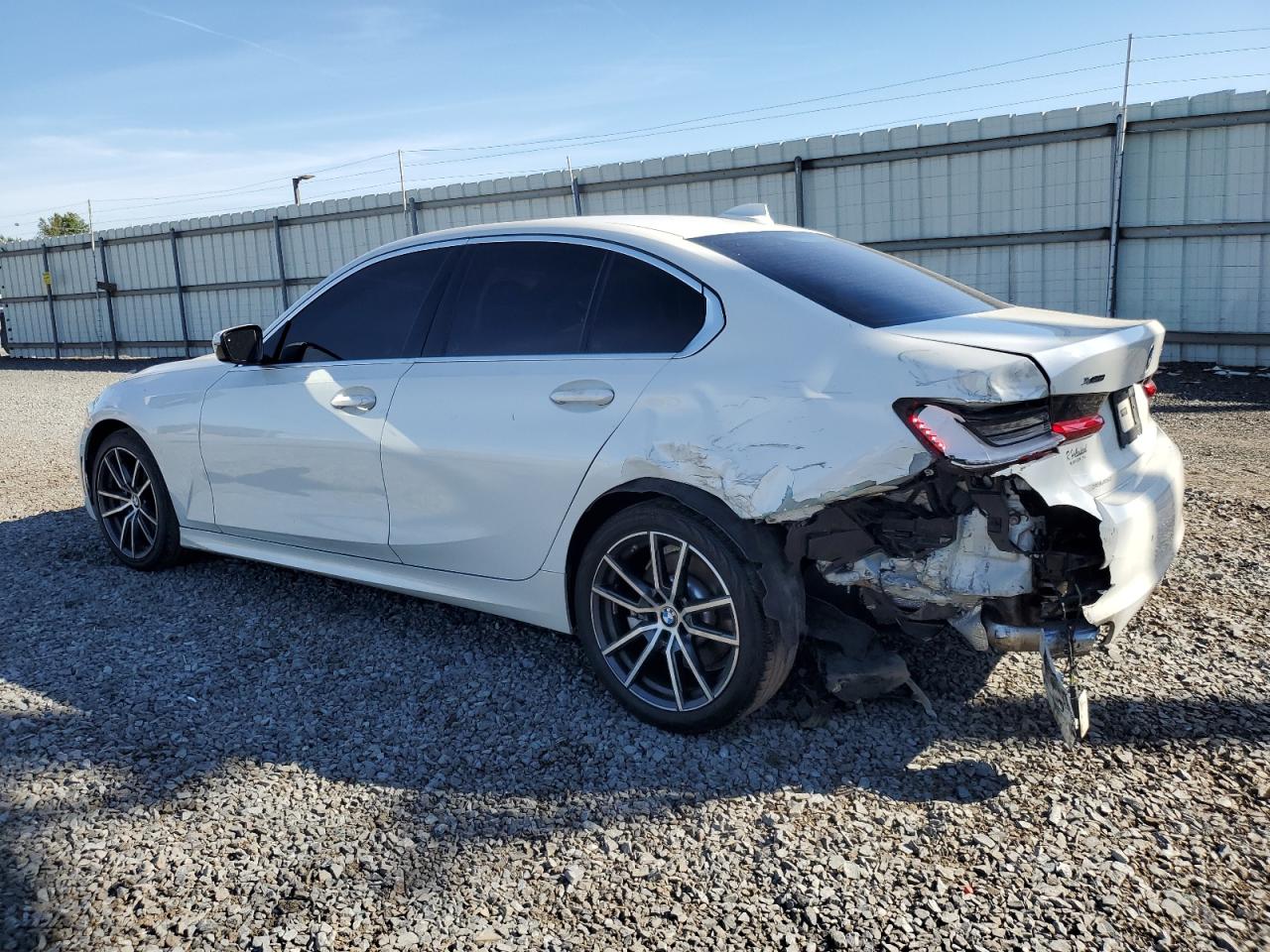 2020 BMW 330XI photo 2