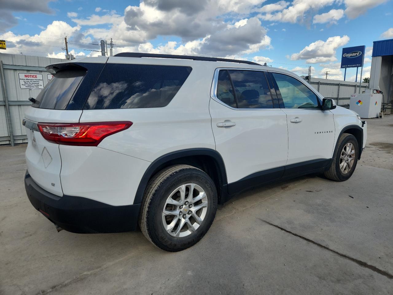 2019 CHEVROLET TRAVERSE photo 5