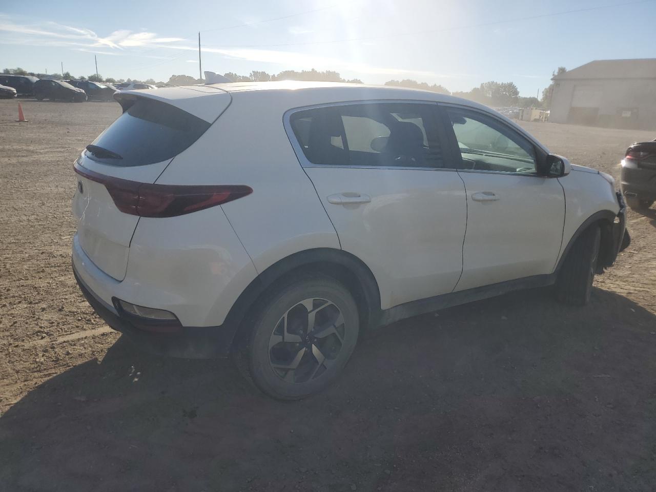 2021 KIA SPORTAGE LX photo 3