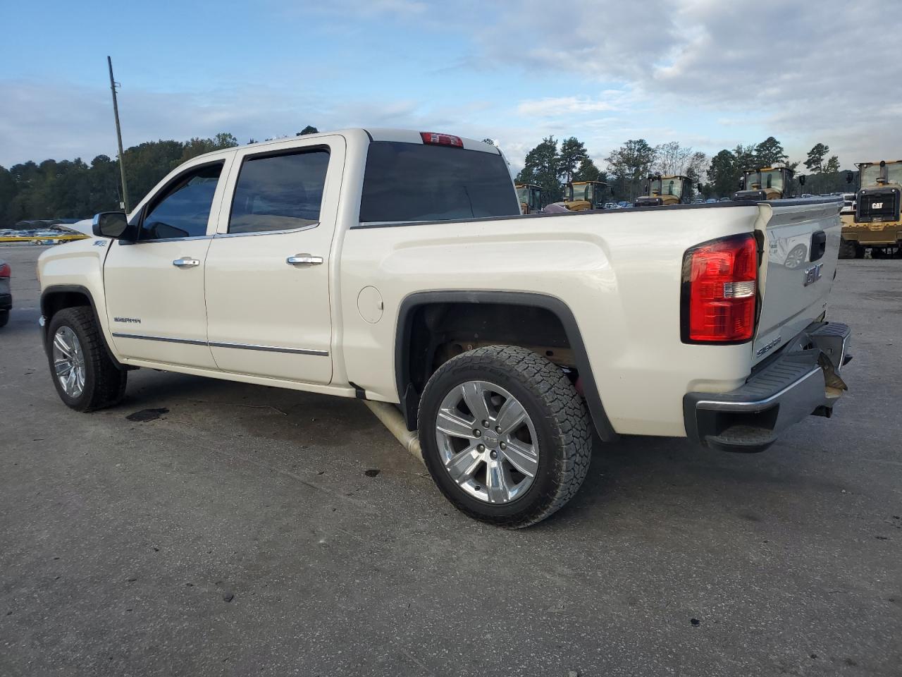 2014 GMC SIERRA K1500 SLT photo 2