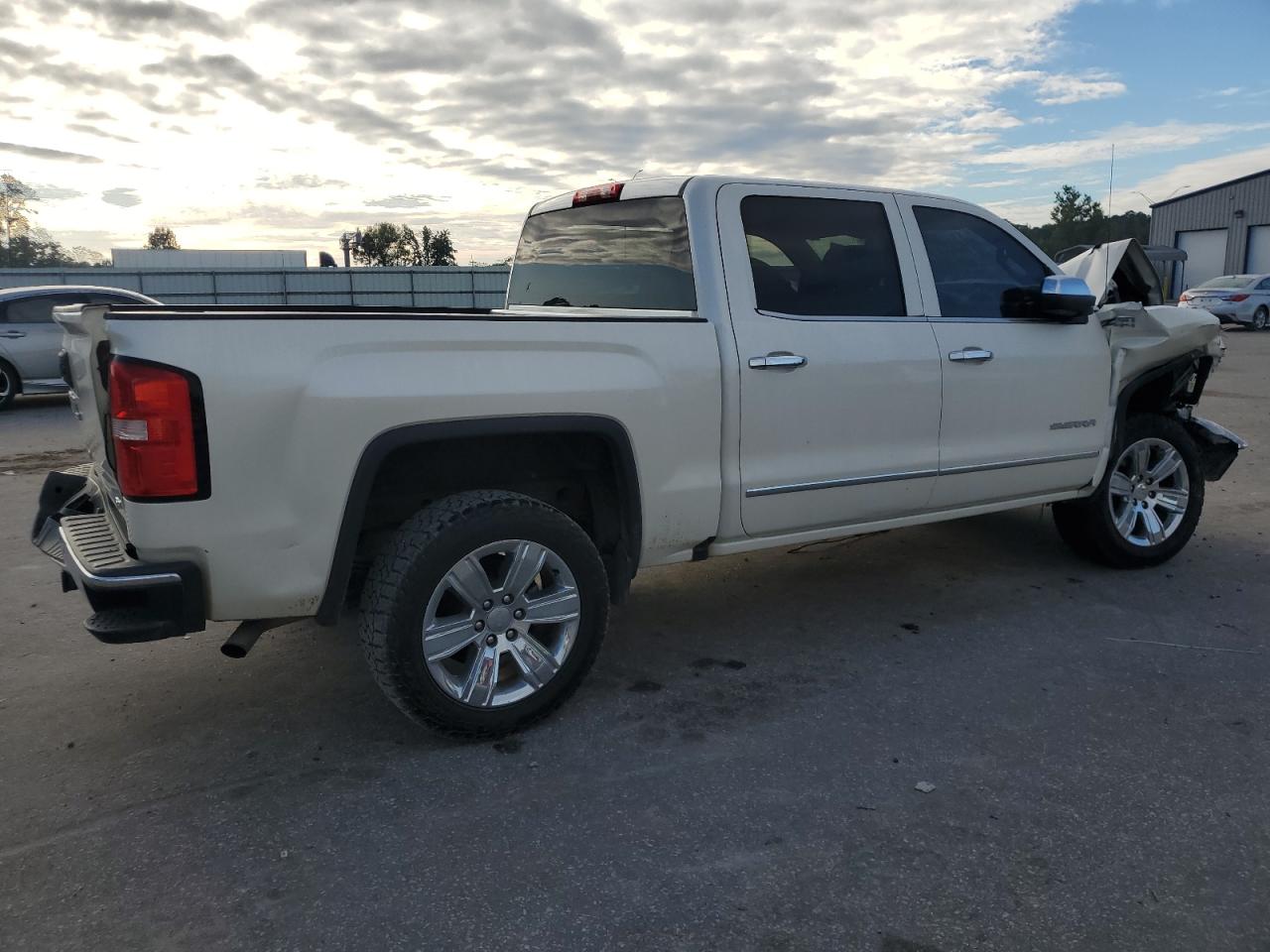 2014 GMC SIERRA K1500 SLT photo 3