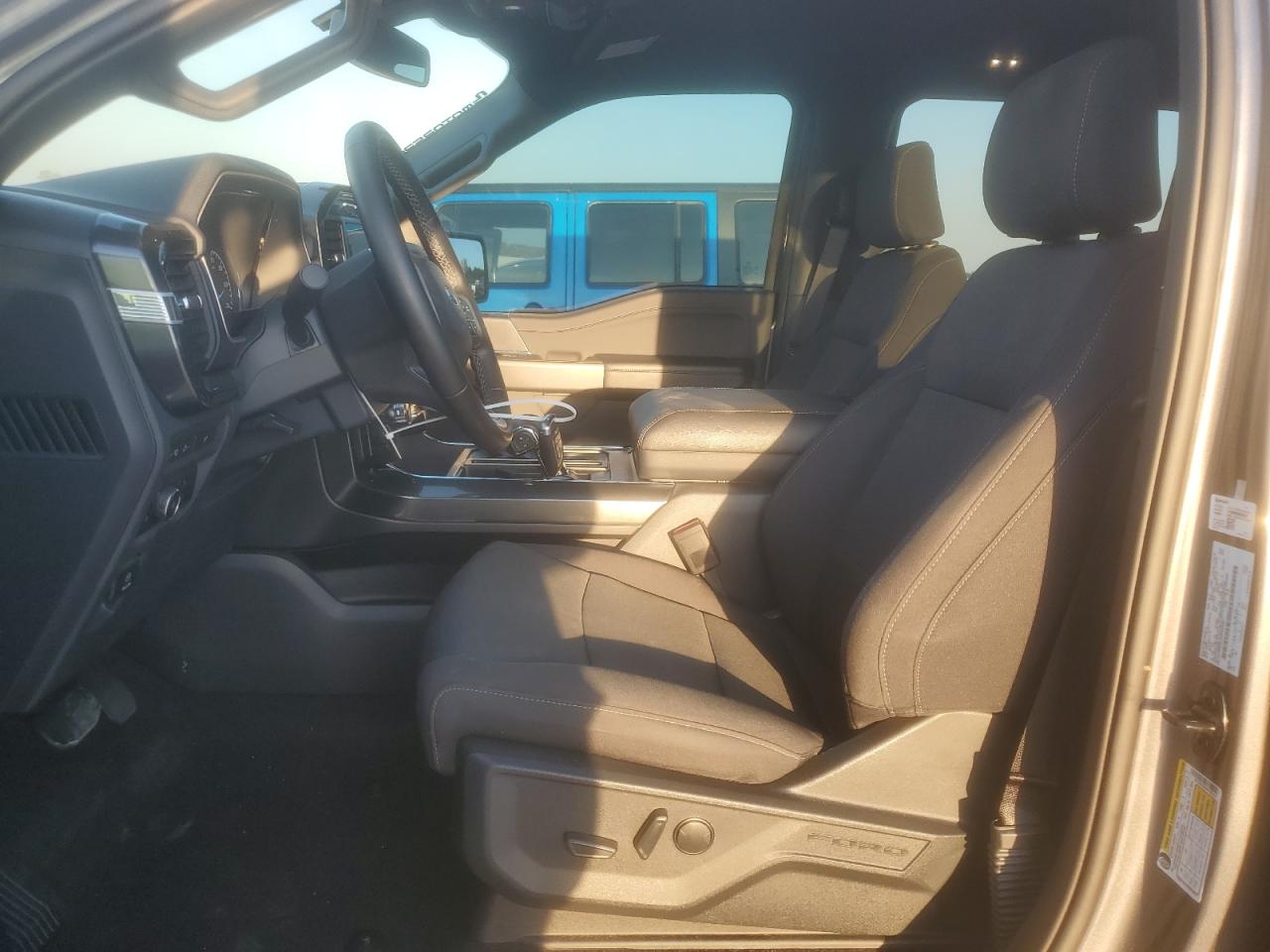 2023 FORD F150 SUPERCREW photo 19