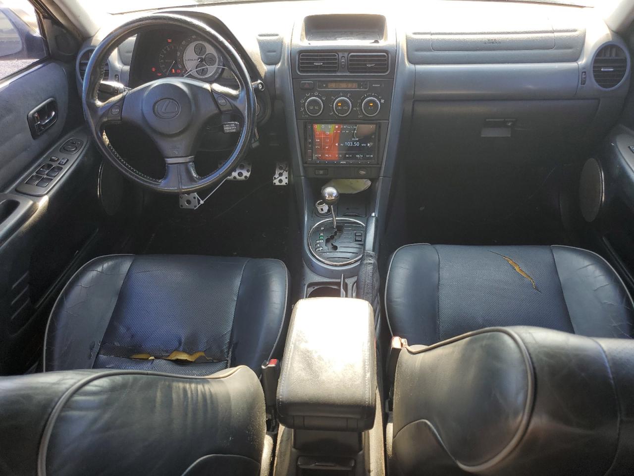 2003 LEXUS IS 300 photo 15