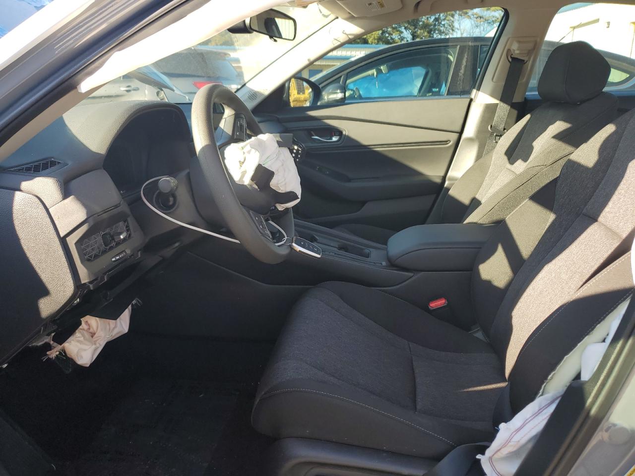 2025 HONDA ACCORD SE photo 13