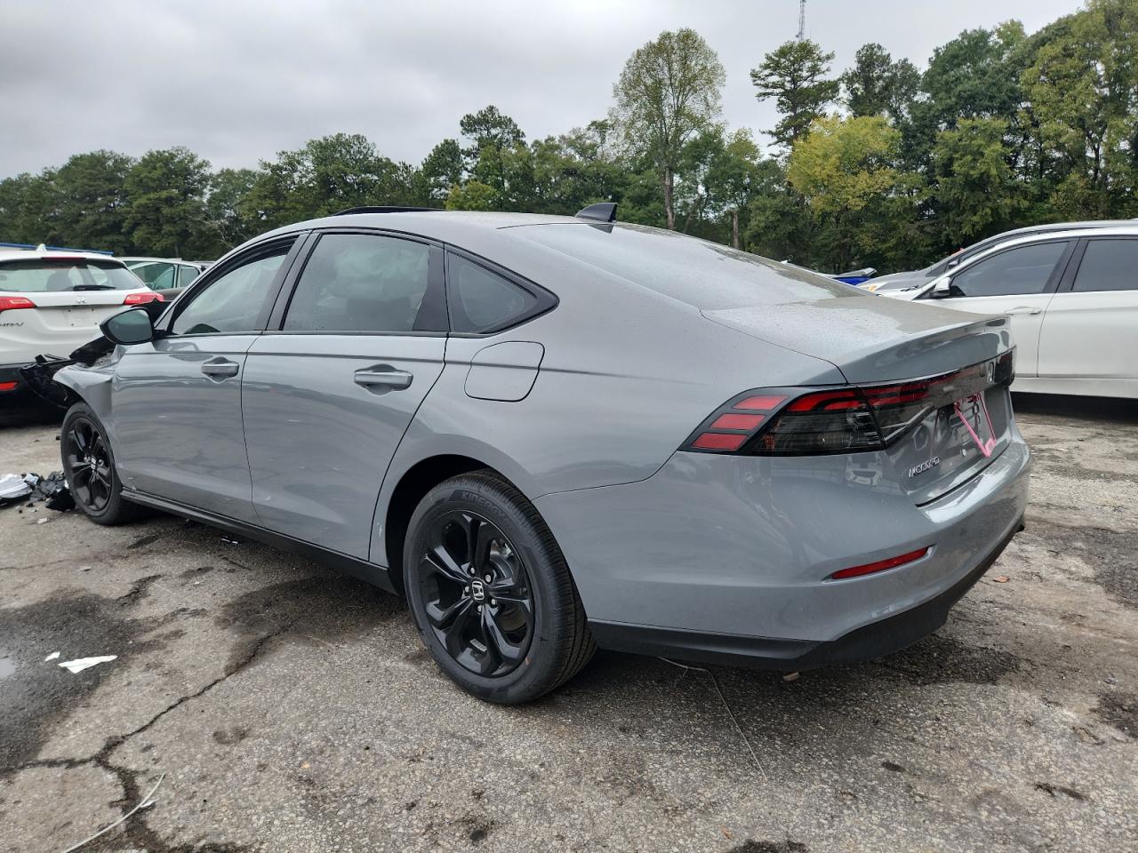 2025 HONDA ACCORD SE photo 3