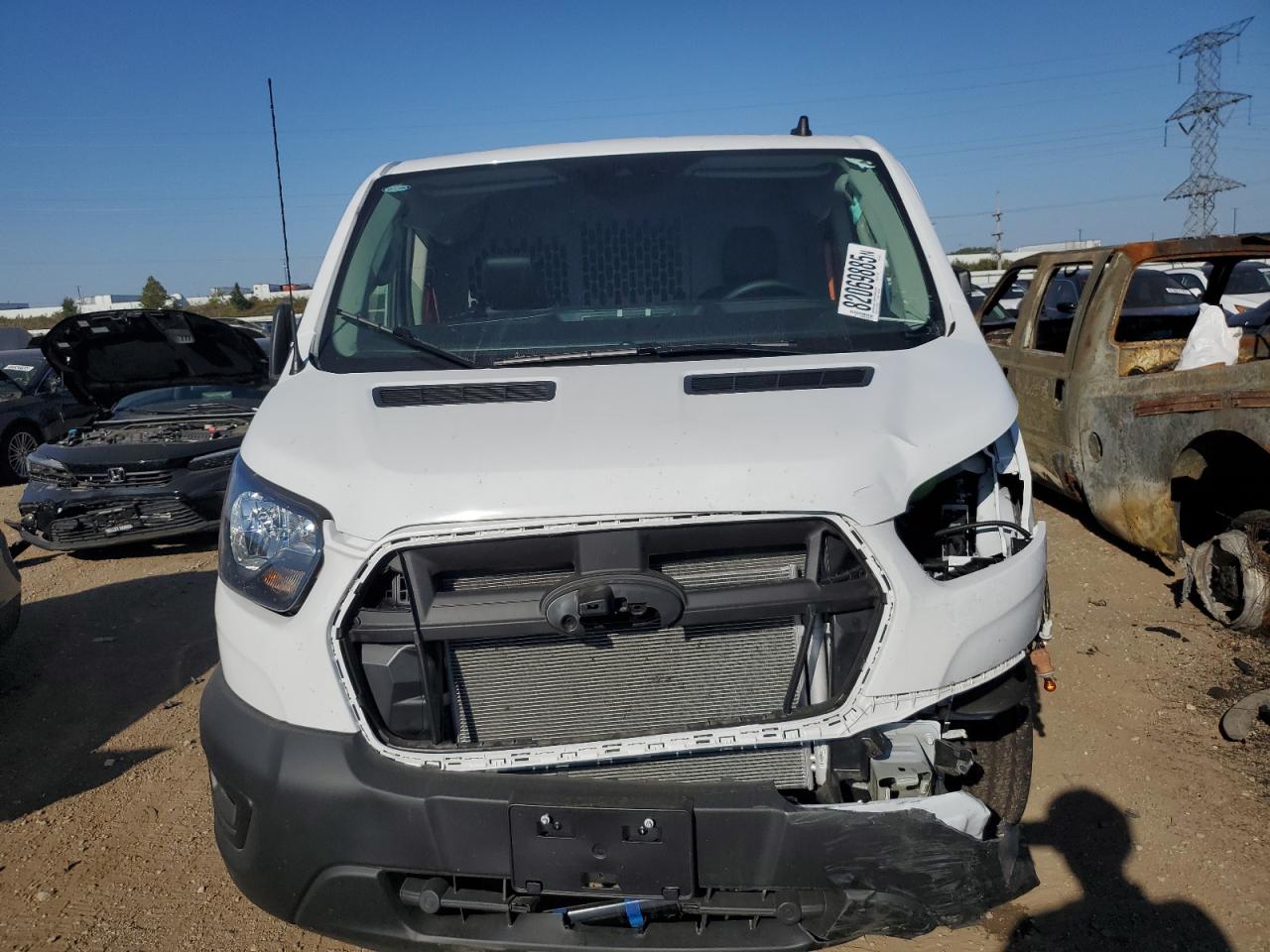 2025 FORD TRANSIT T-150 photo 9