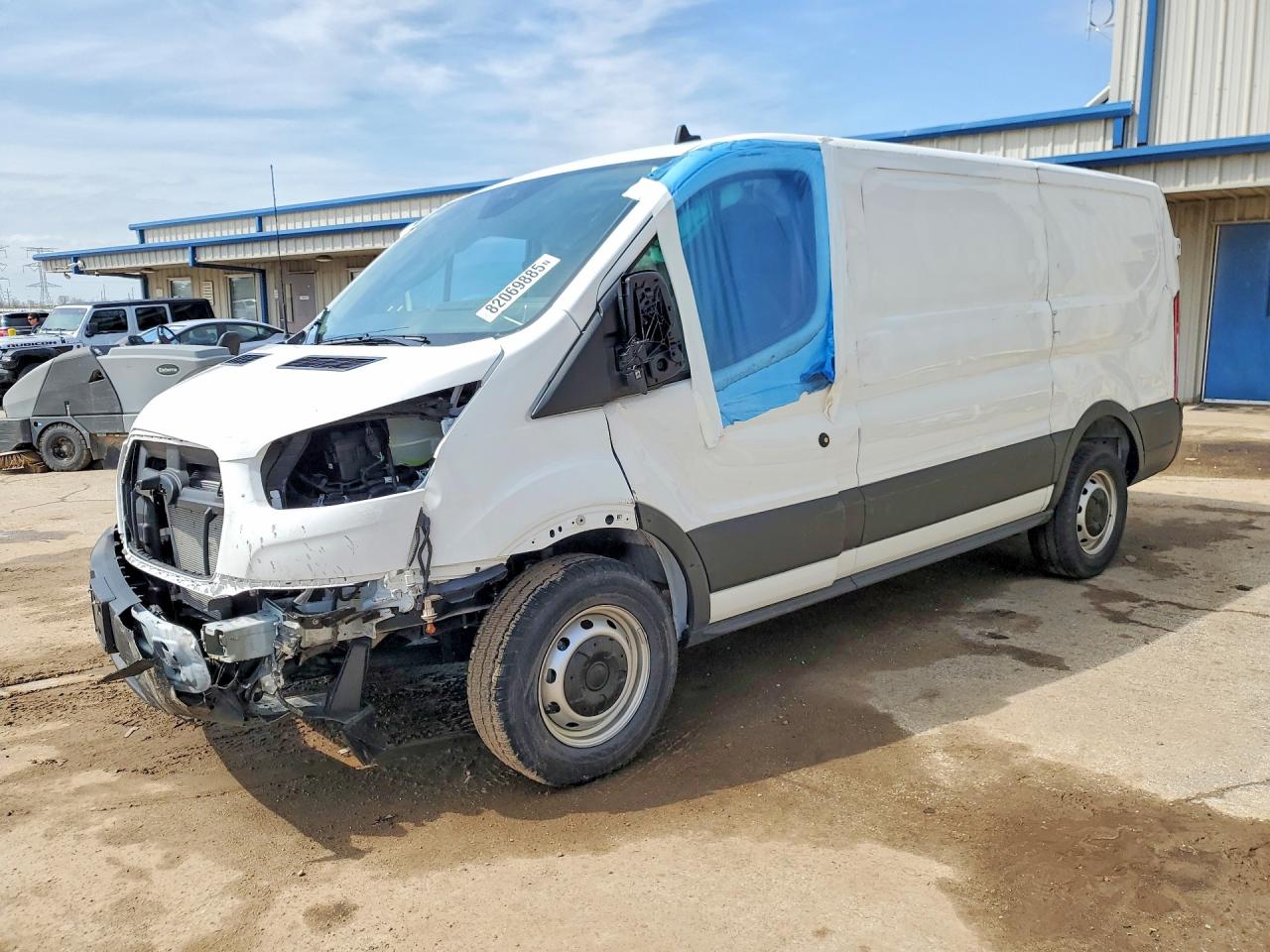 2025 FORD TRANSIT T-150 photo 2