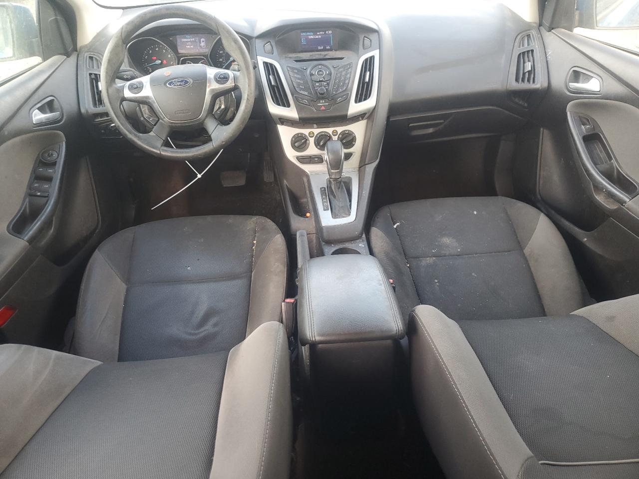 2013 FORD FOCUS SE photo 15