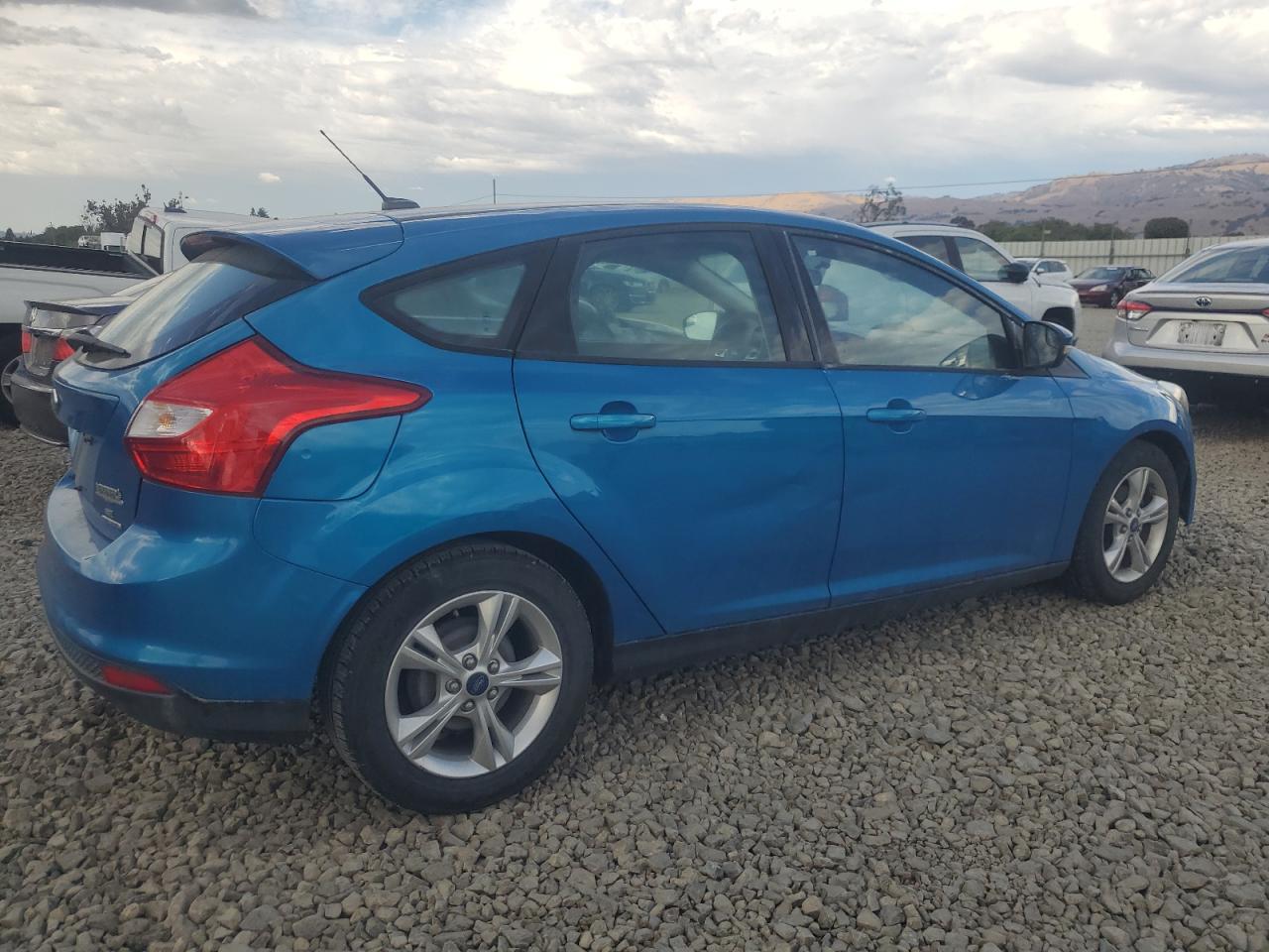 2013 FORD FOCUS SE photo 5