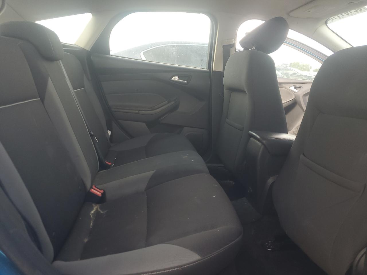 2013 FORD FOCUS SE photo 19