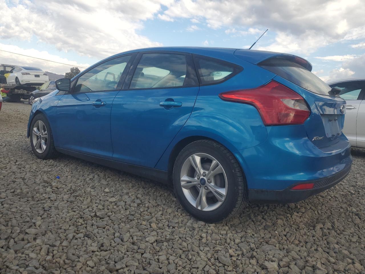 2013 FORD FOCUS SE photo 3