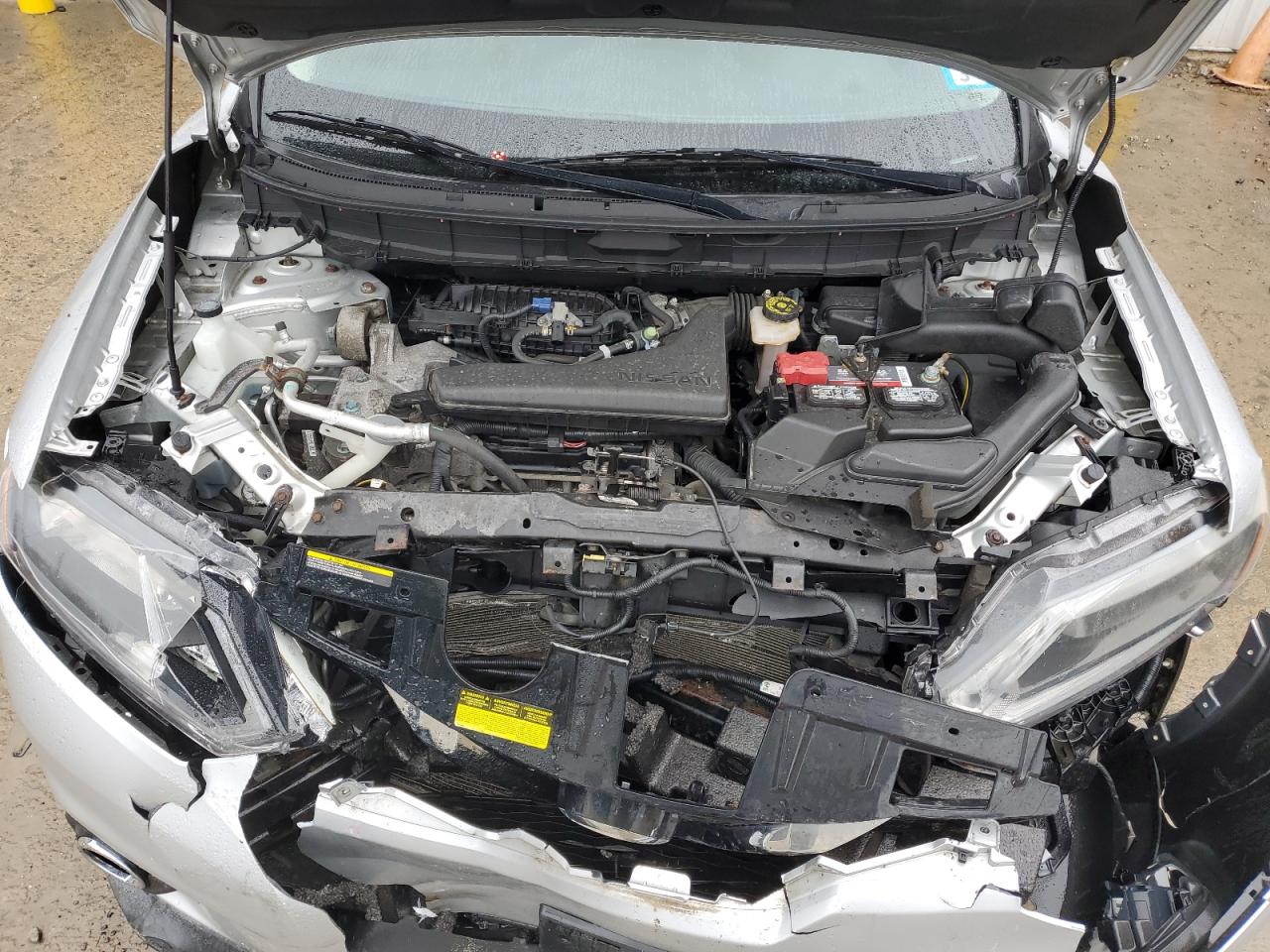 2016 NISSAN ROGUE SV photo 12