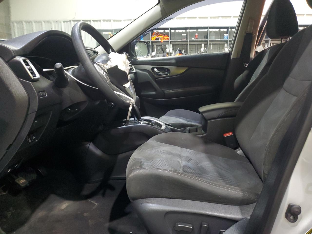 2016 NISSAN ROGUE SV photo 7