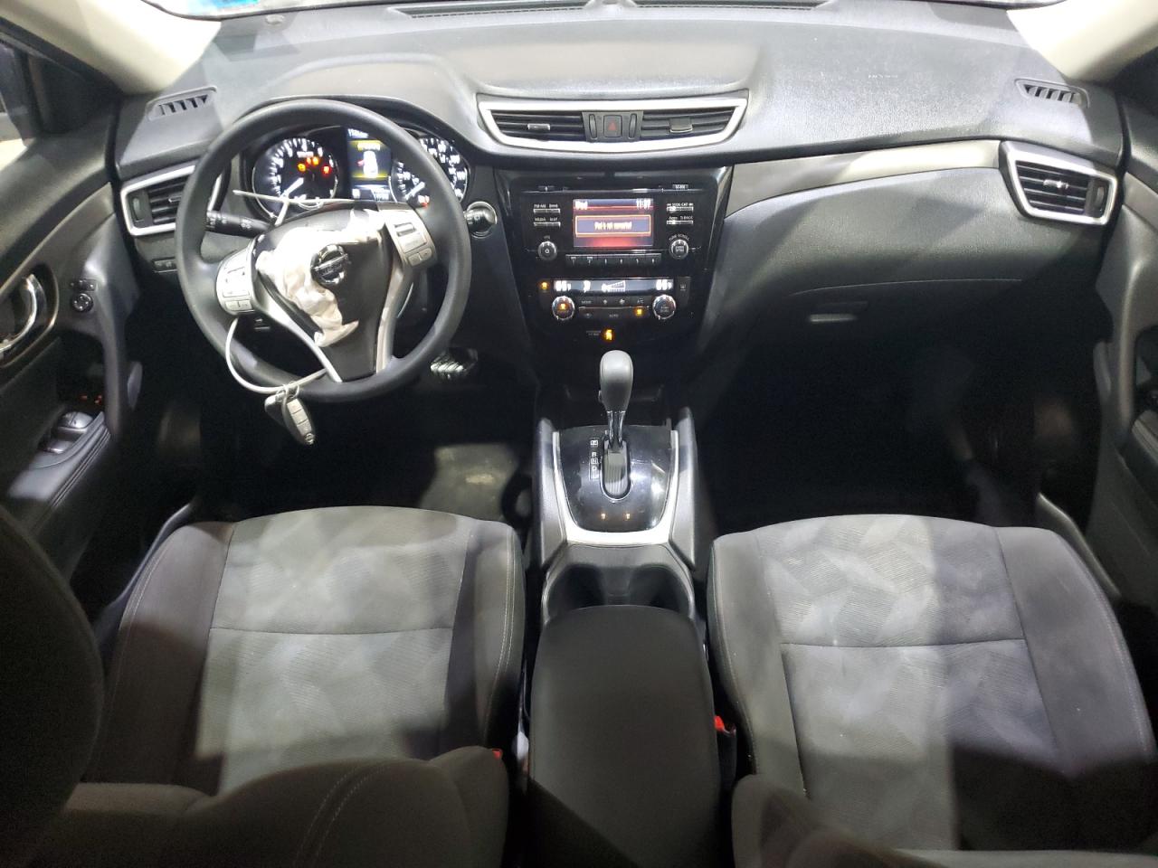 2016 NISSAN ROGUE SV photo 8