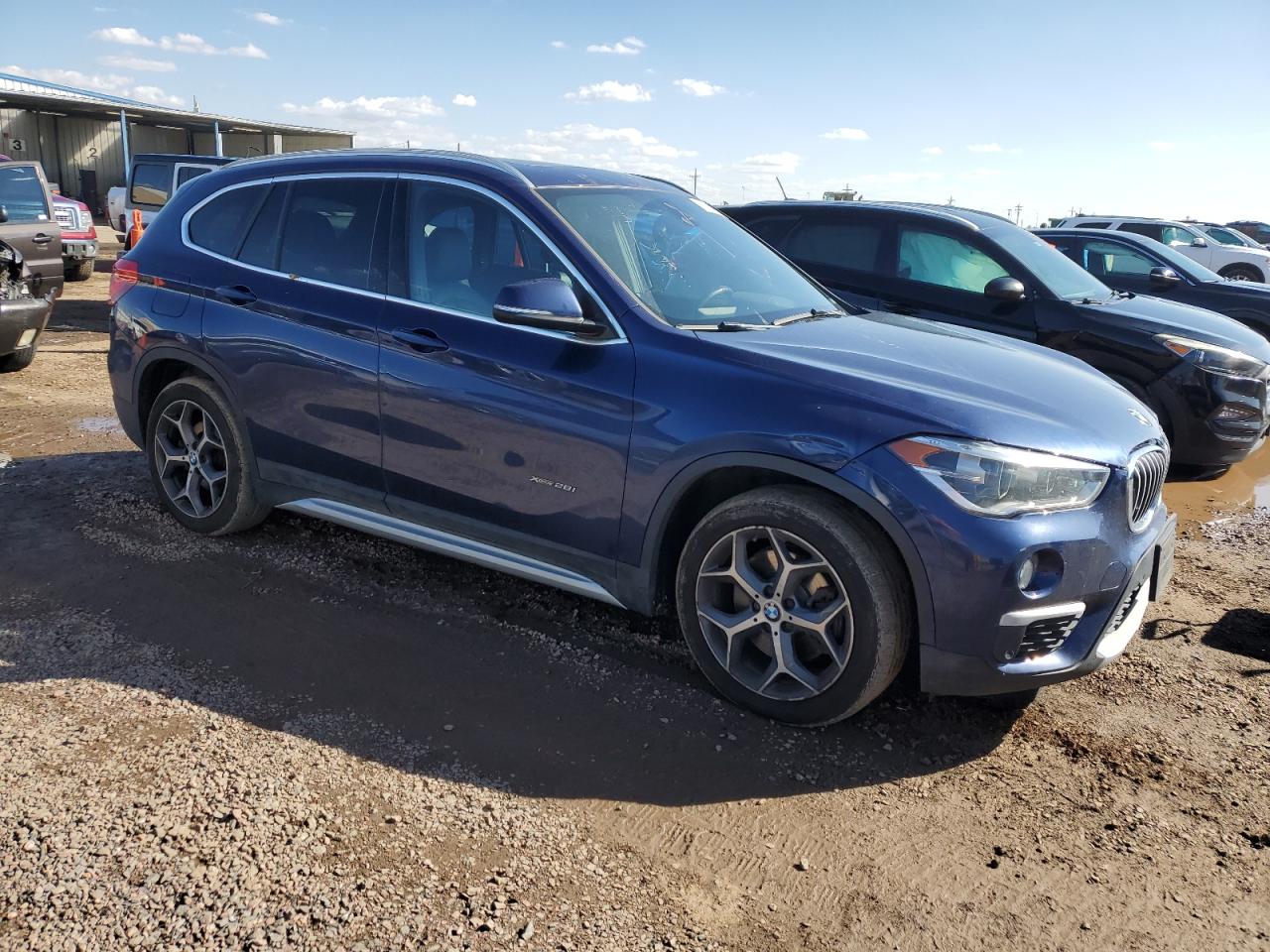 2016 BMW X1 XDRIVE28I photo 4
