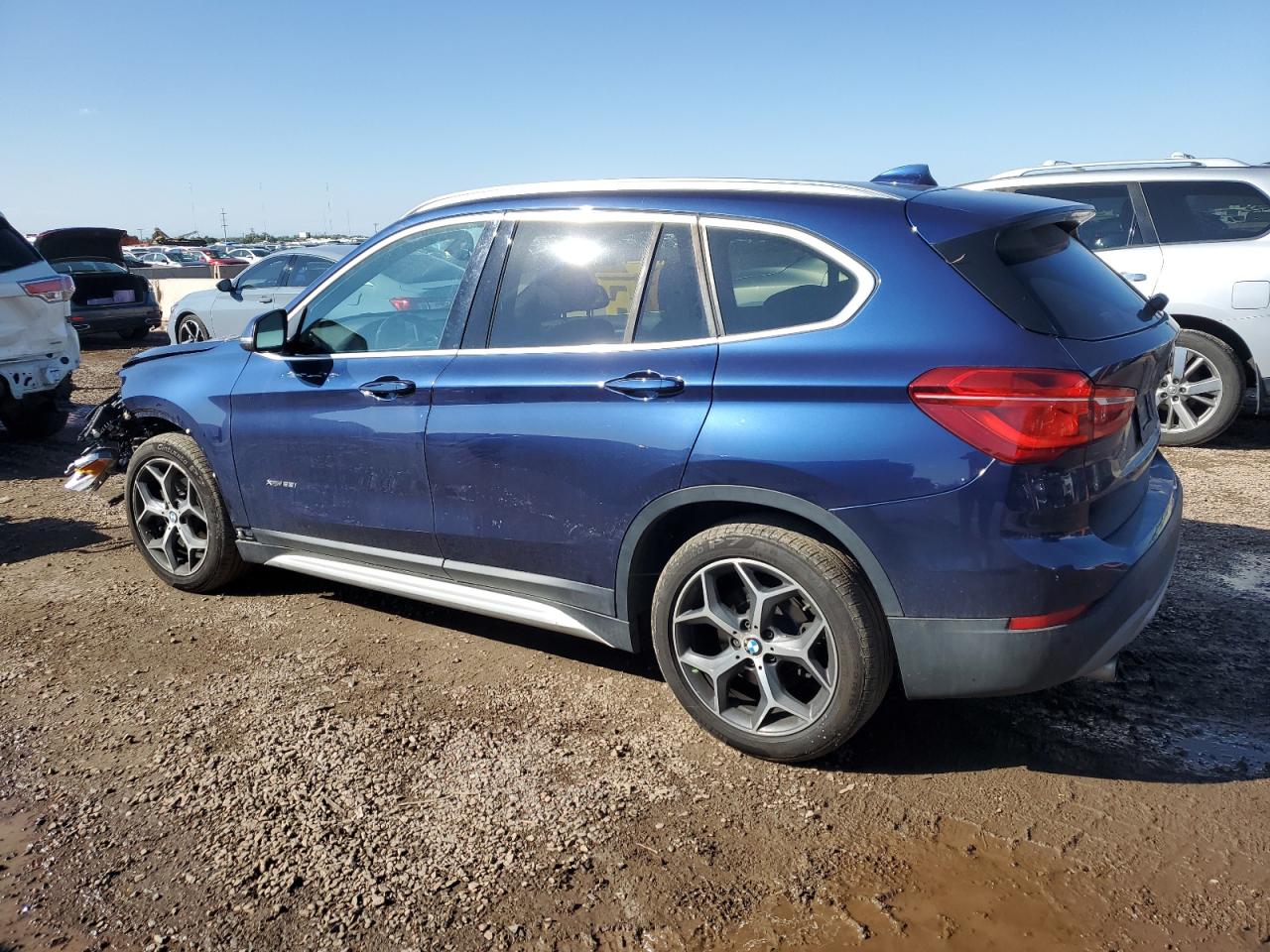 2016 BMW X1 XDRIVE28I photo 2