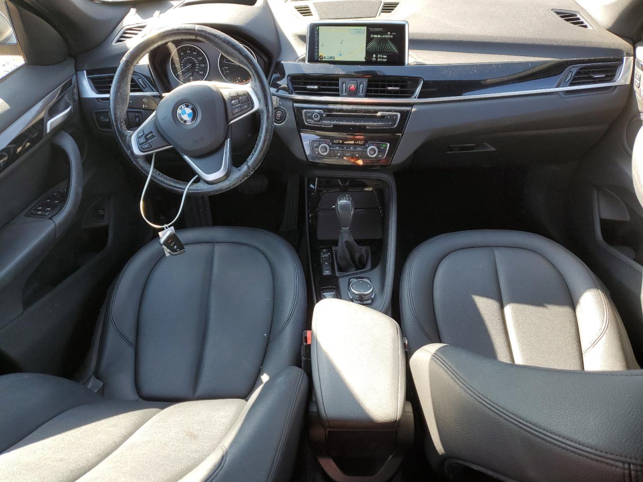 2016 BMW X1 XDRIVE28I photo 8