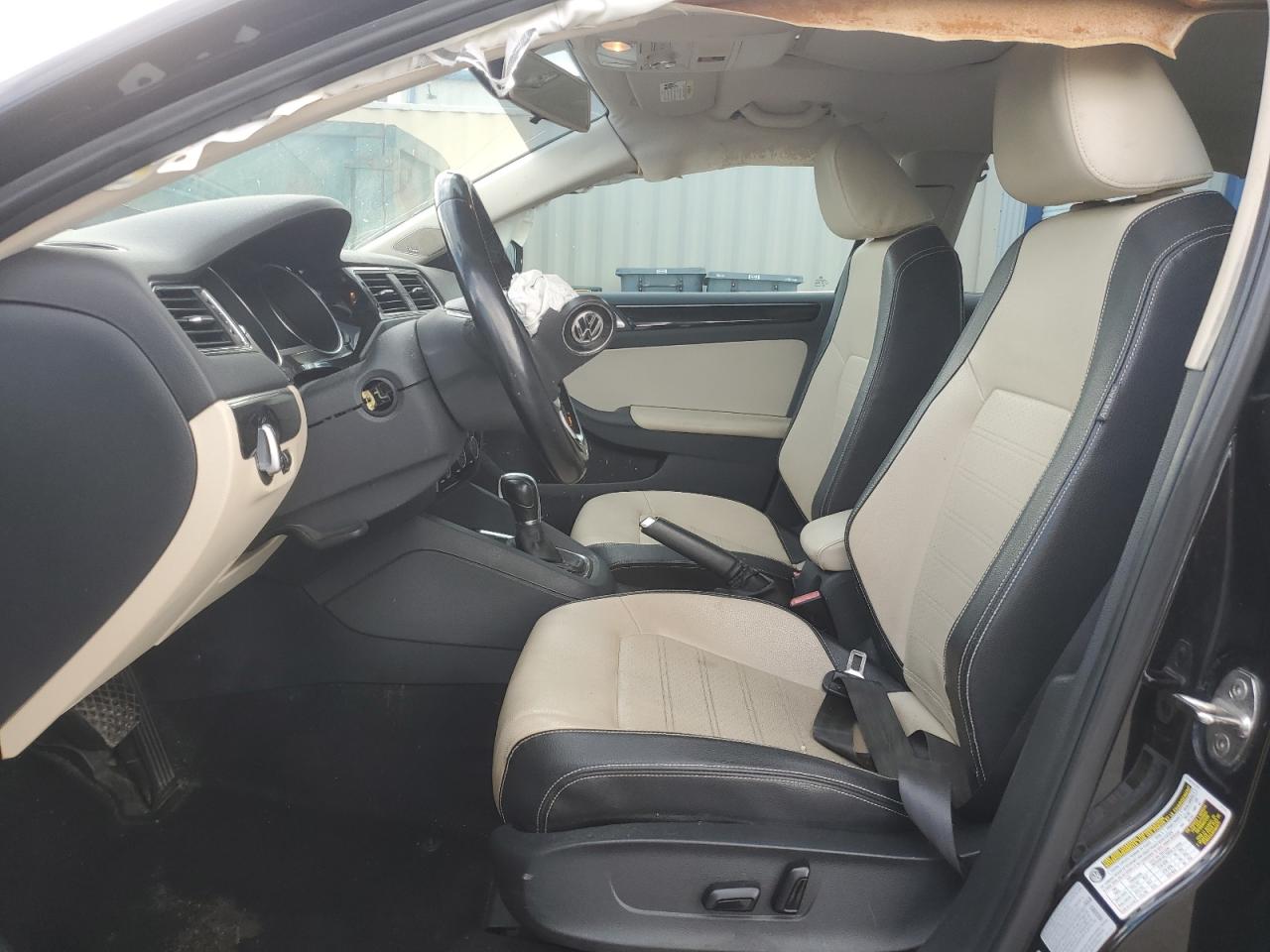 2017 VOLKSWAGEN JETTA SEL photo 13