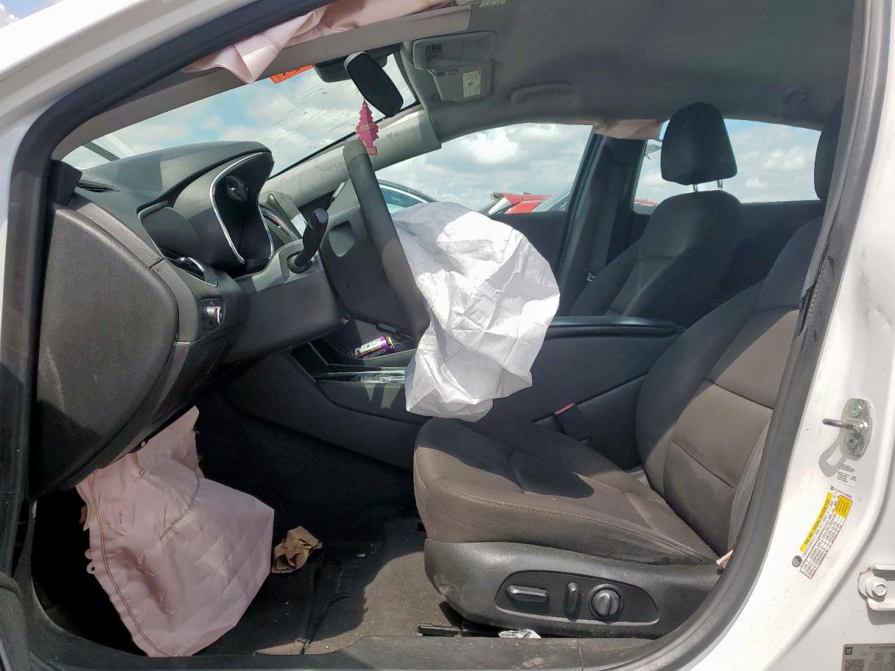 2020 CHEVROLET MALIBU LT photo 13
