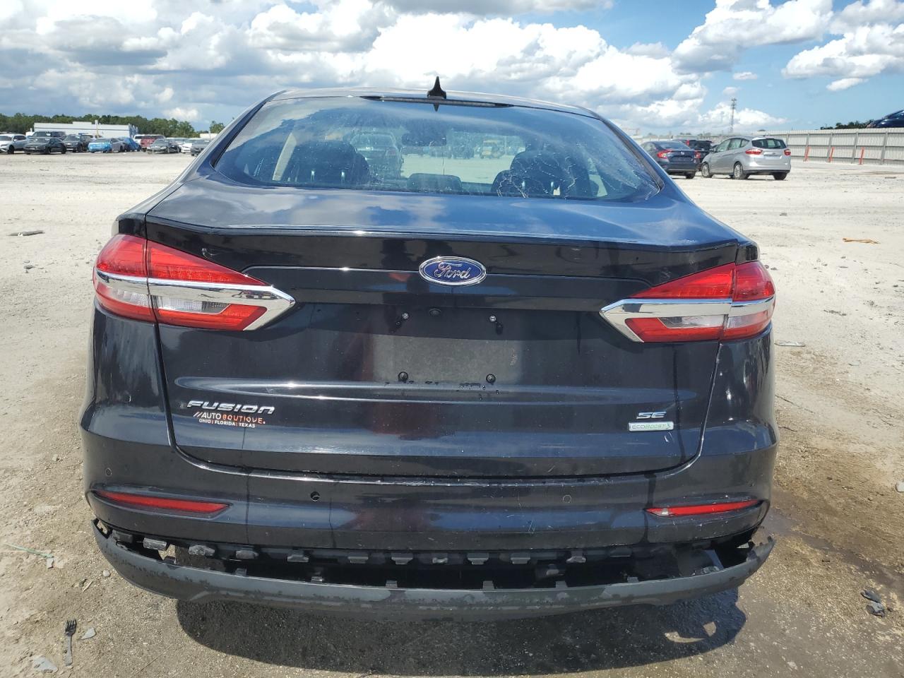 2020 FORD FUSION photo 6