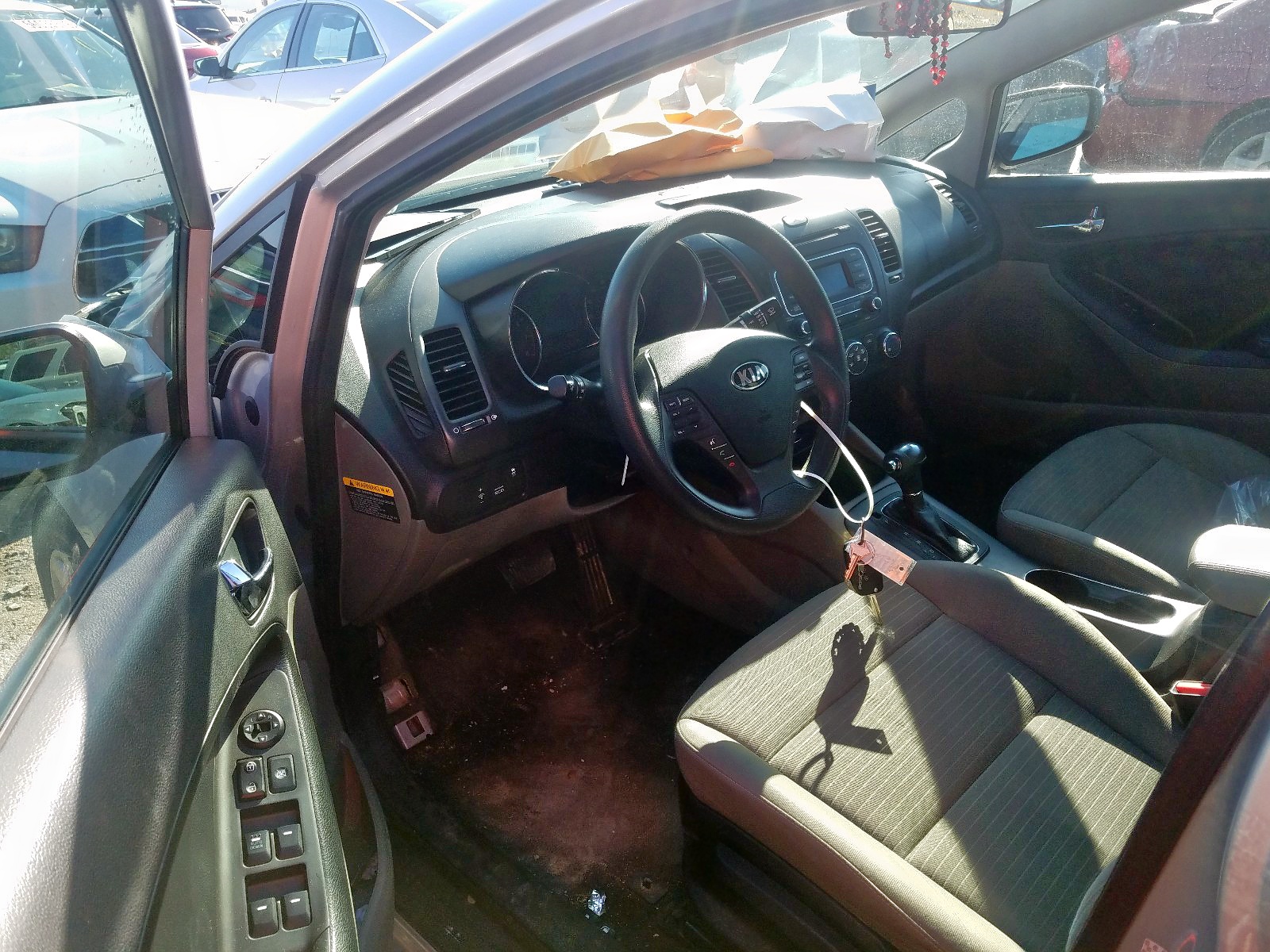 2015 KIA FORTE LX photo 17