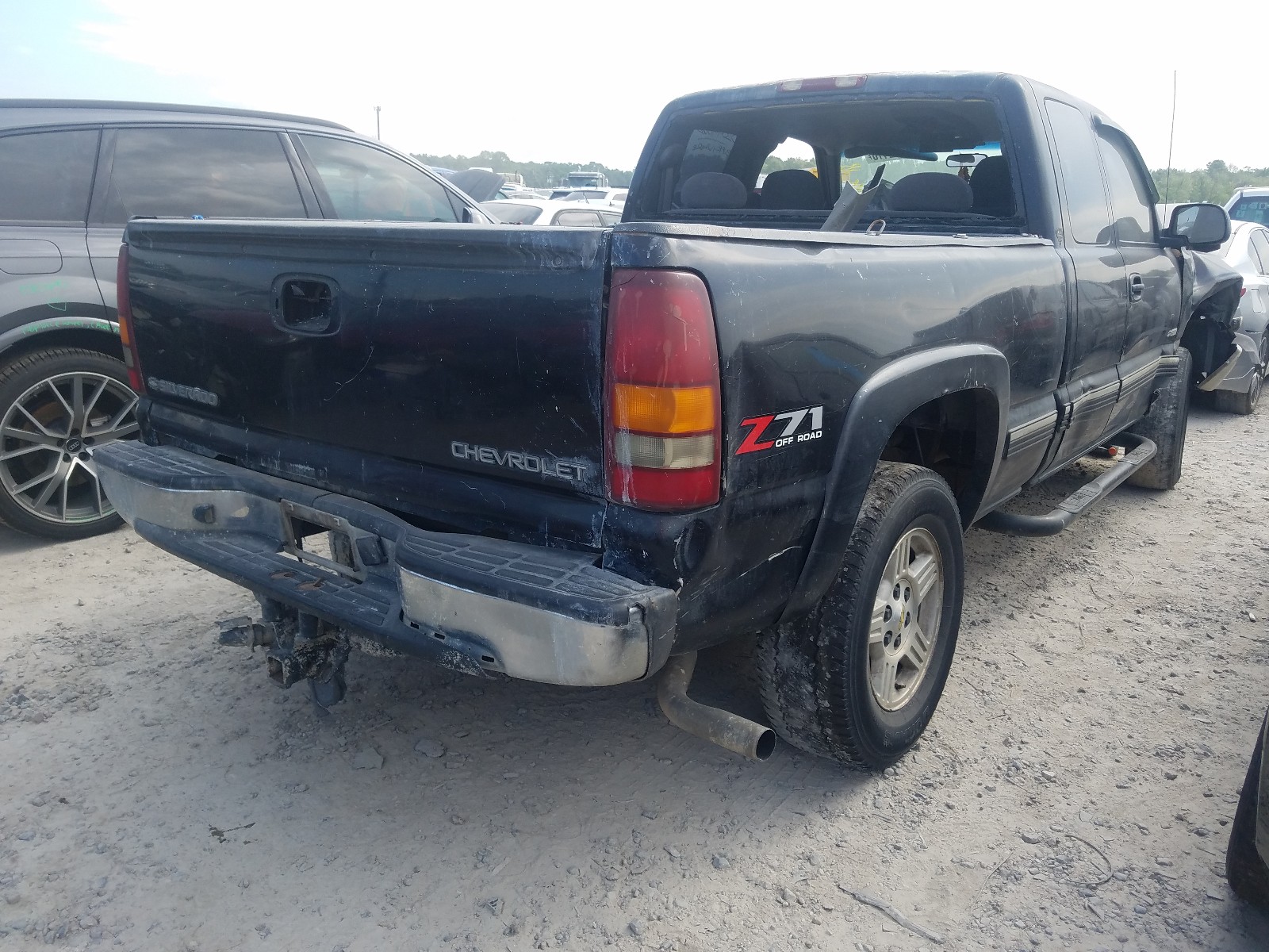 2000 CHEVROLET SILVERADO K1500 photo 7