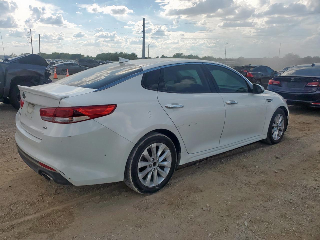 2016 KIA OPTIMA EX photo 7