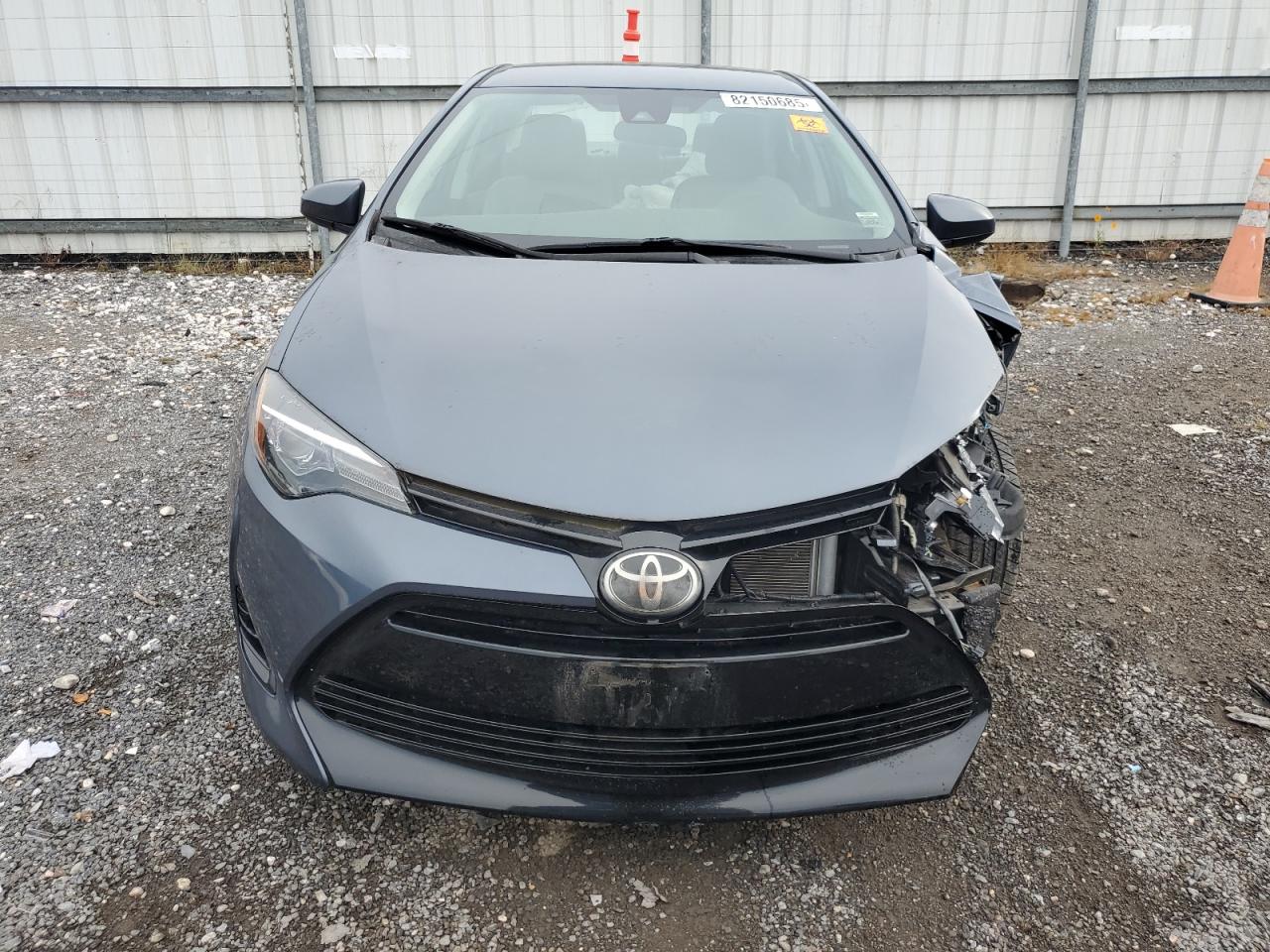 2018 TOYOTA COROLLA LE photo 5