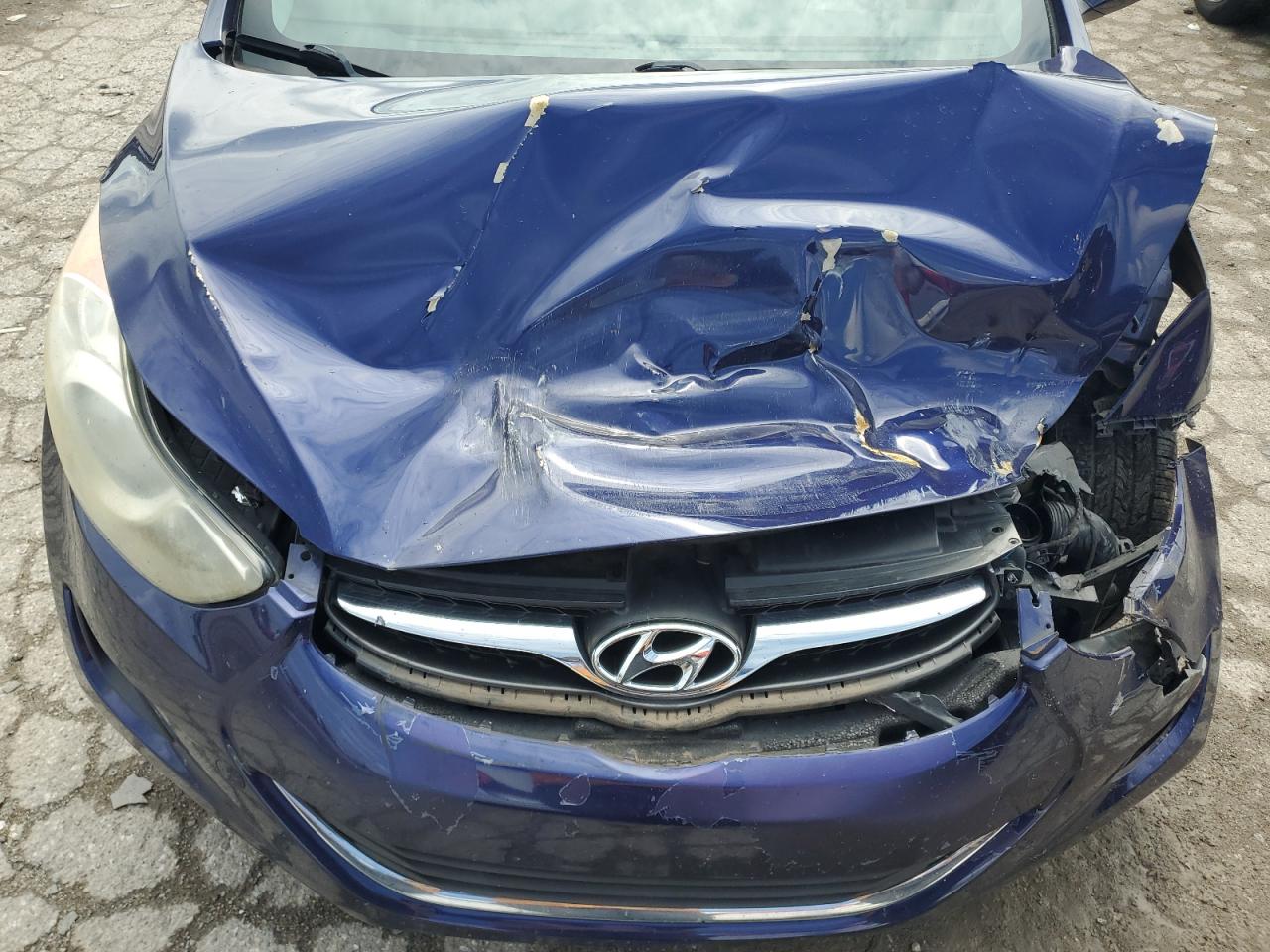 2013 HYUNDAI ELANTRA GLS photo 31