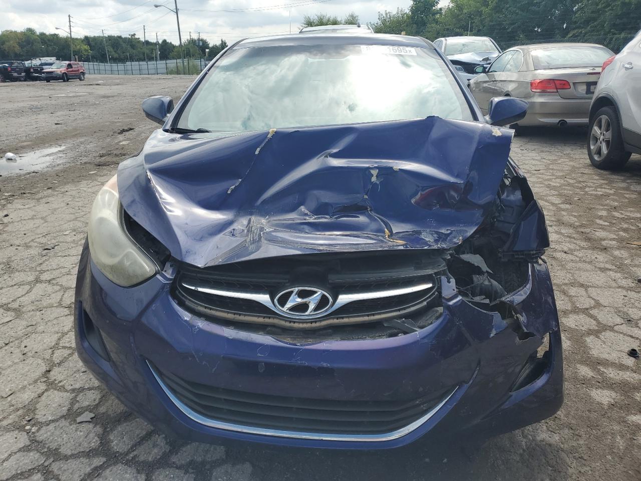 2013 HYUNDAI ELANTRA GLS photo 13