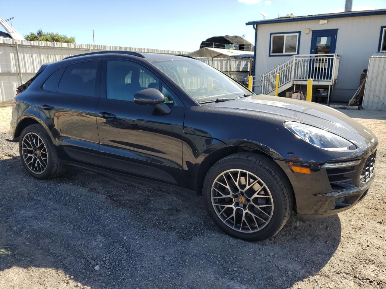 2018 PORSCHE MACAN photo 4