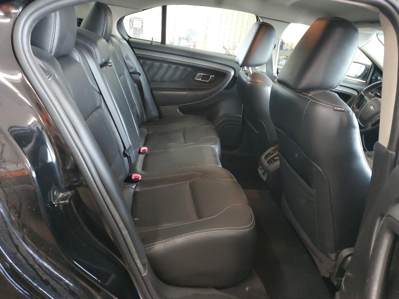 2011 FORD TAURUS SEL photo 19