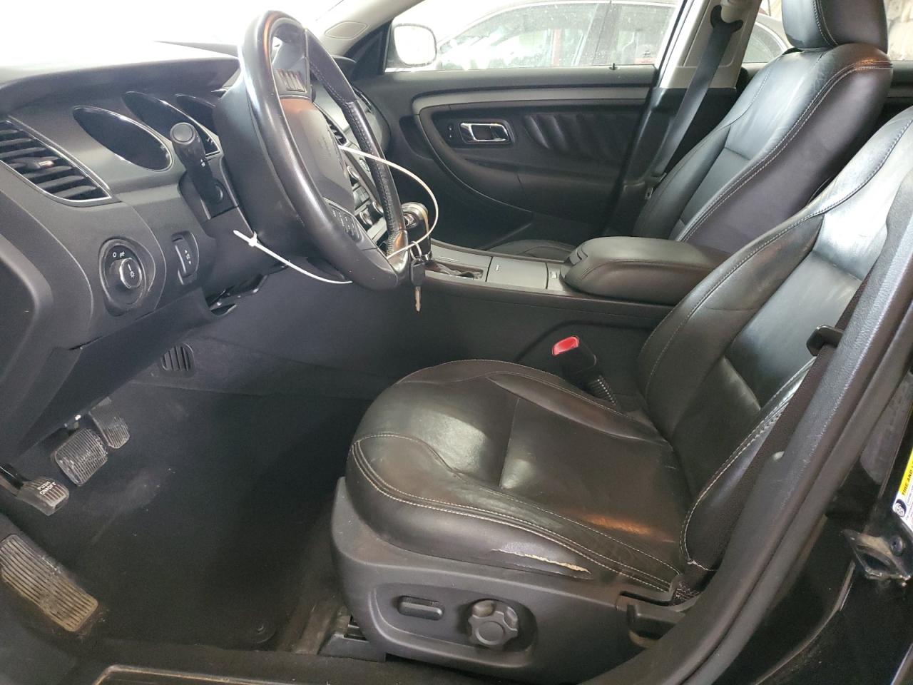 2011 FORD TAURUS SEL photo 13