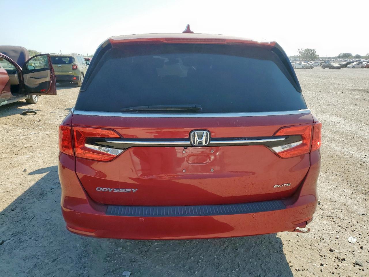 2023 HONDA ODYSSEY ELITE photo 6