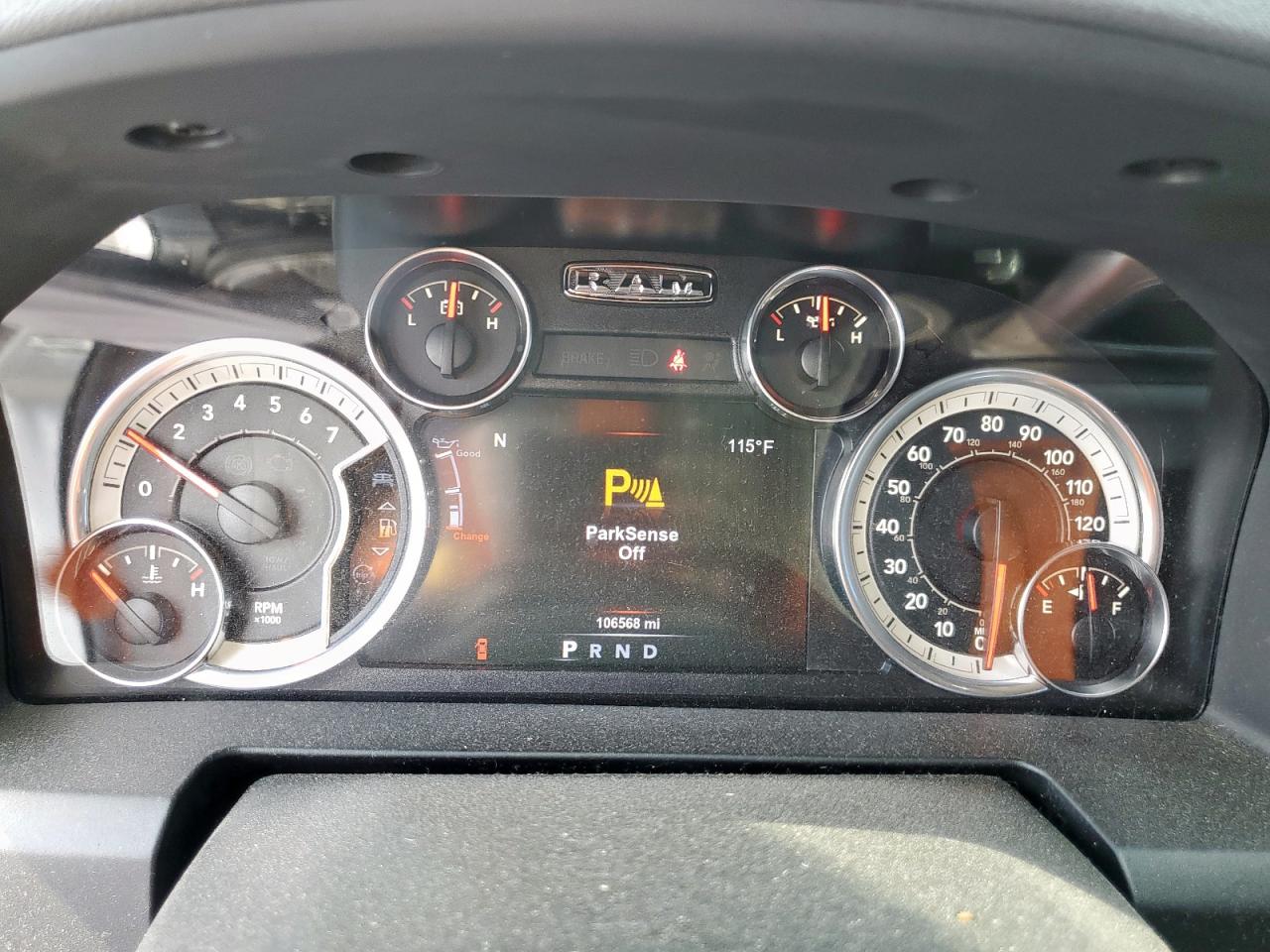 2017 RAM 1500 SLT photo 17