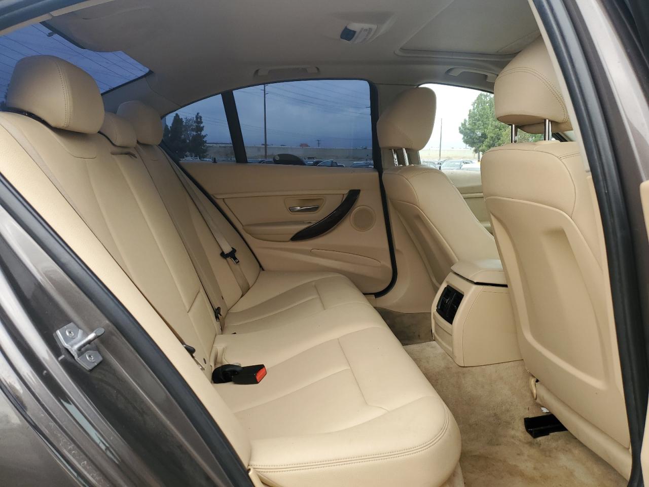 2014 BMW 320 photo 10