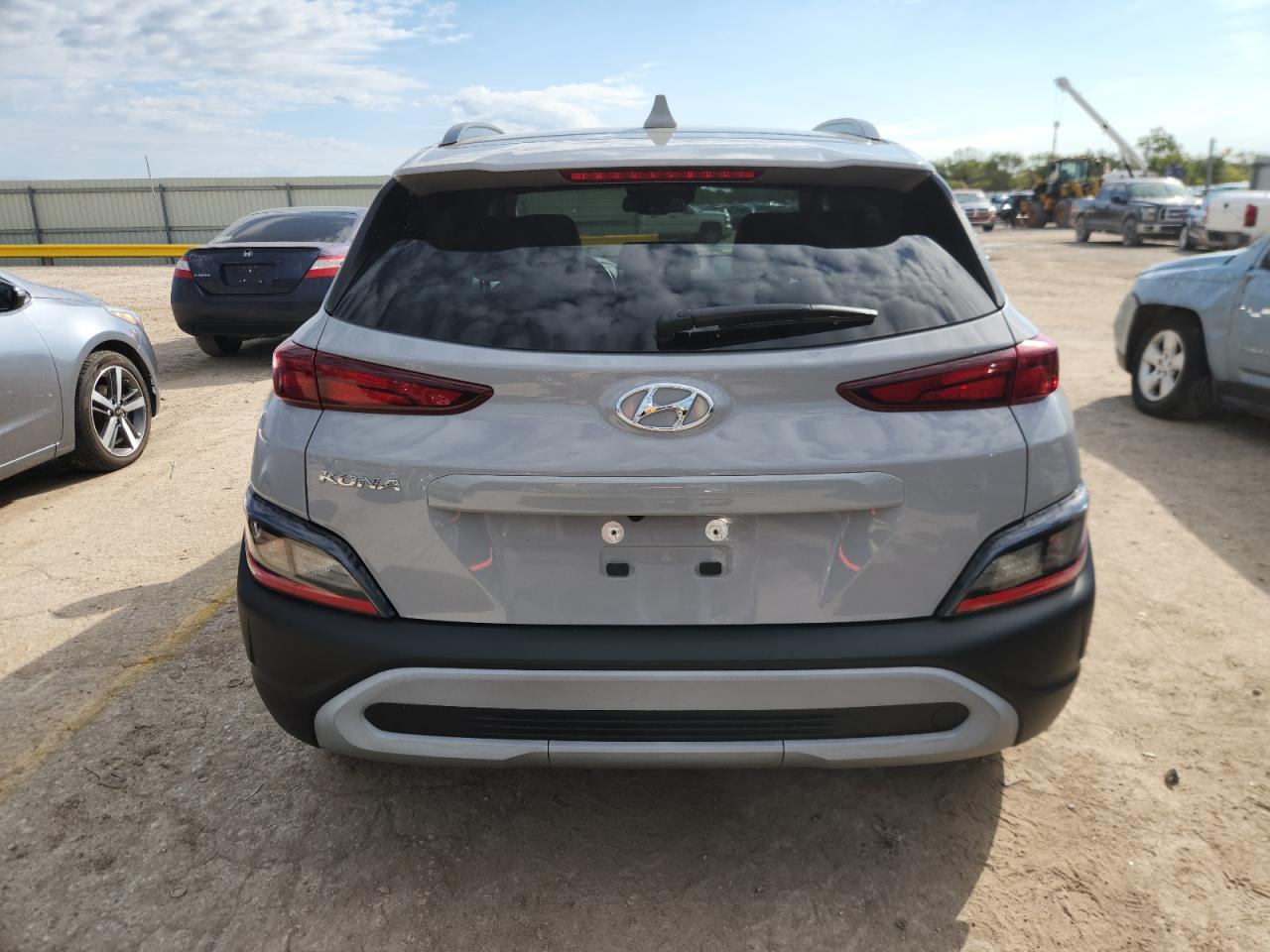 2022 HYUNDAI KONA SEL photo 16