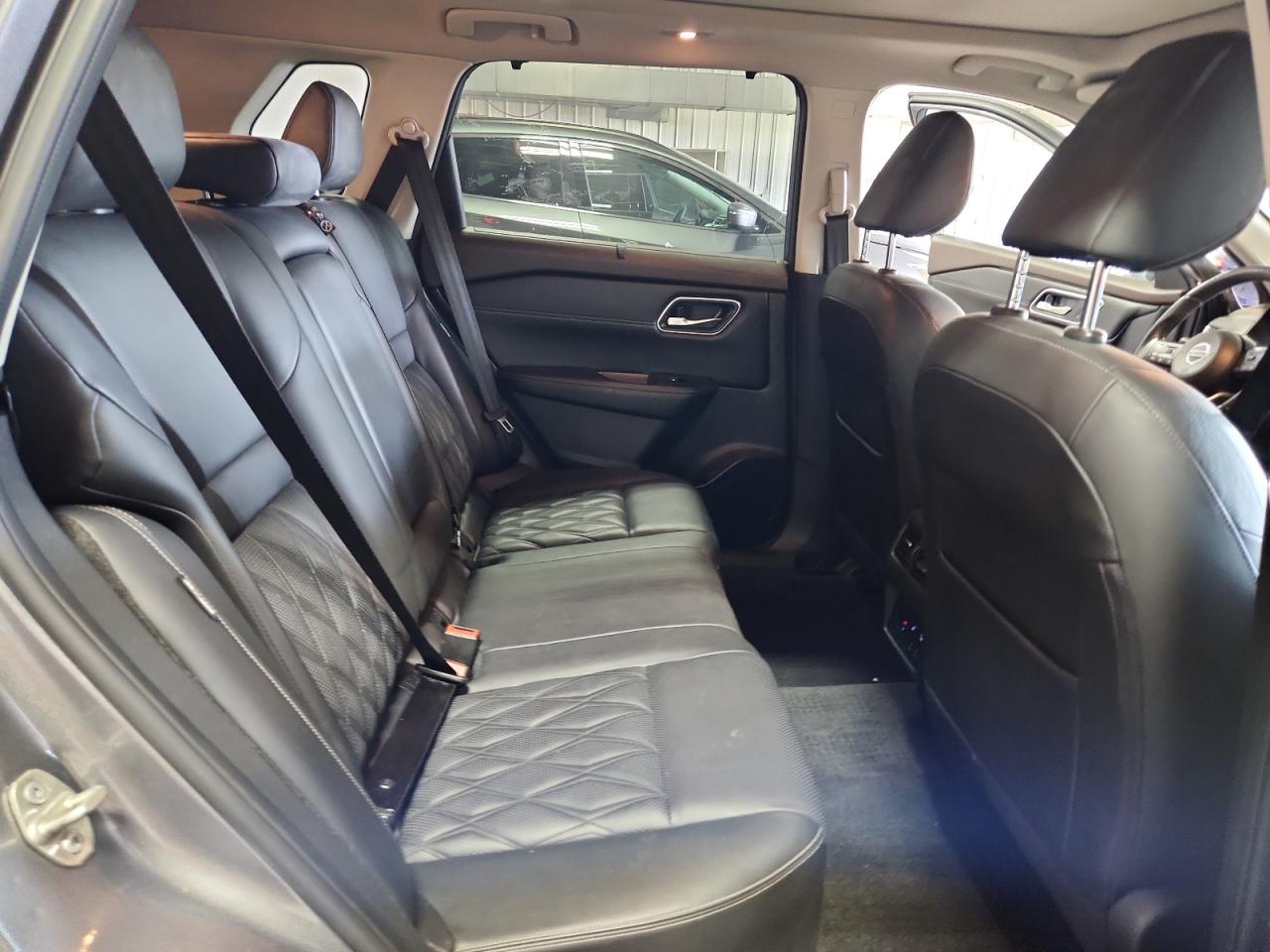 2021 NISSAN ROGUE PLATINUM photo 31