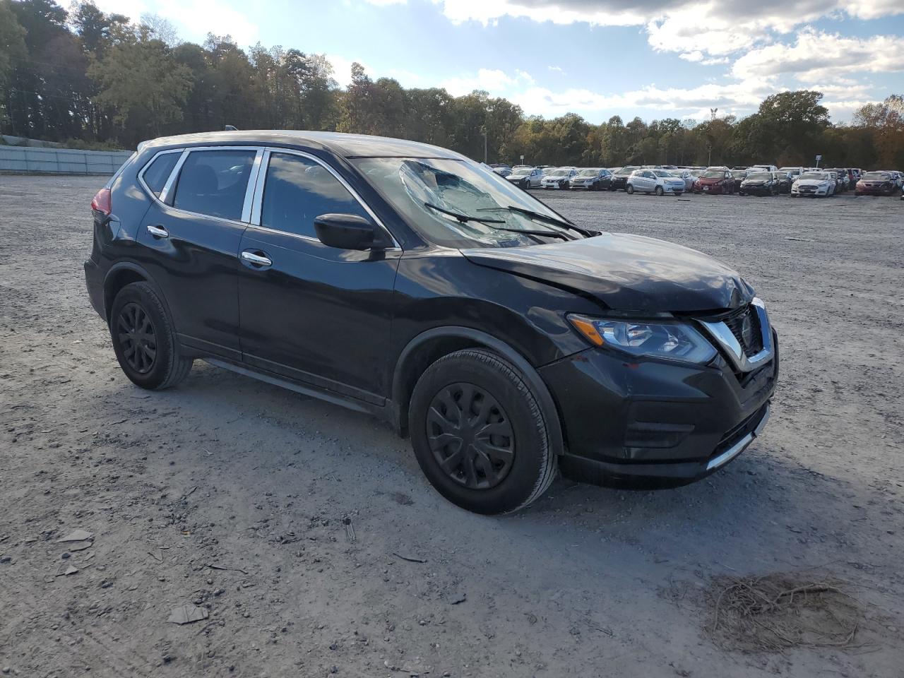 2018 NISSAN ROGUE S photo 4